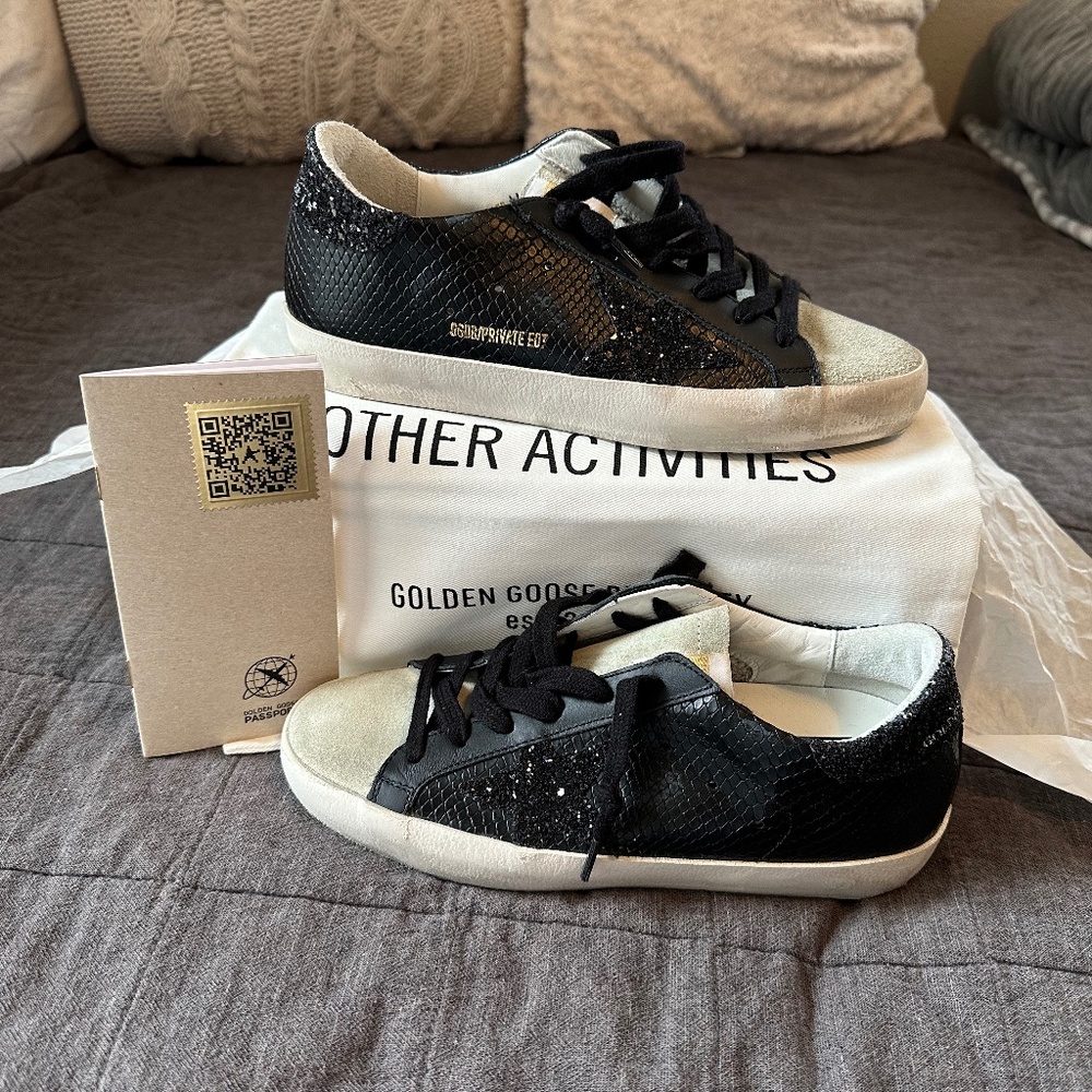 NIB - Golden Goose Super Star - Neiman Marcus Exclusives